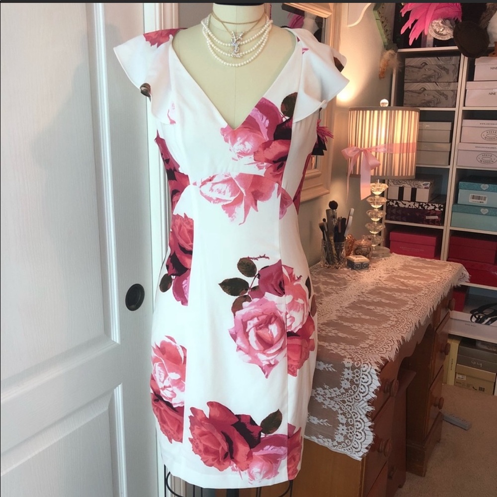 Guess flutter sleeve sheath dress.